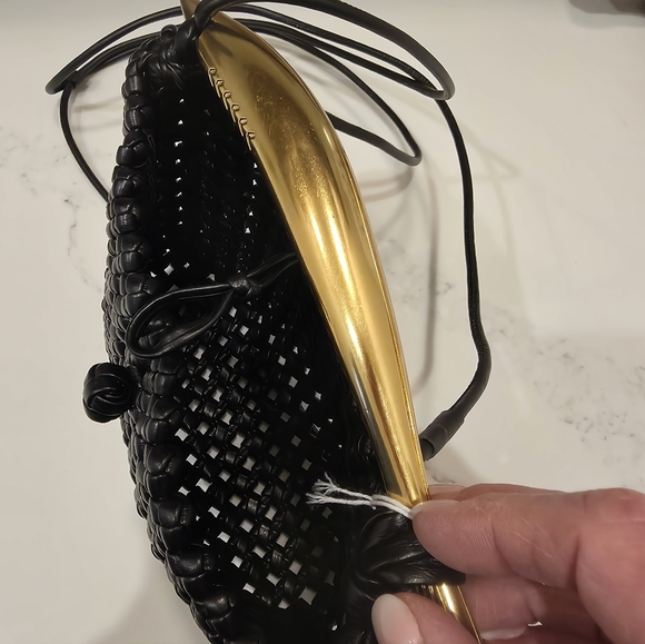 Elegant Black Woven Bag with Gold Handle - Picture 4 of 6